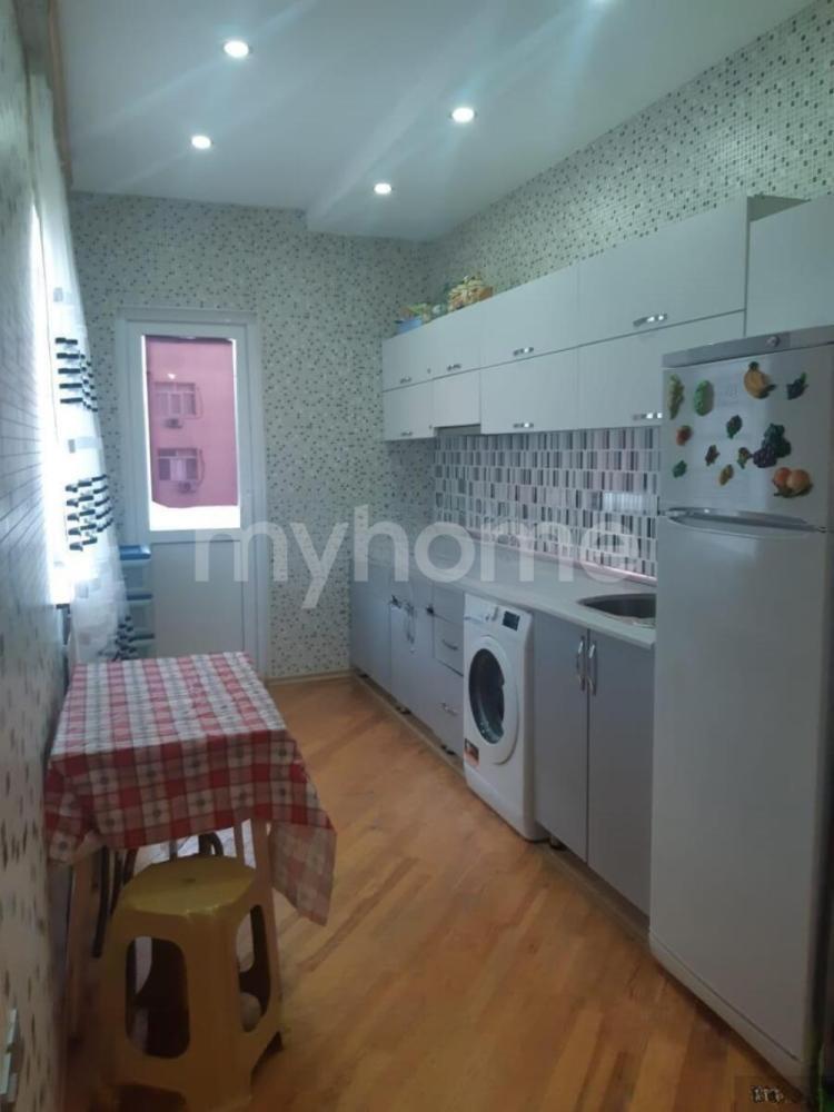 Yeni Yasamal qəsəbəsi 90m² mənzil kirayə verilir