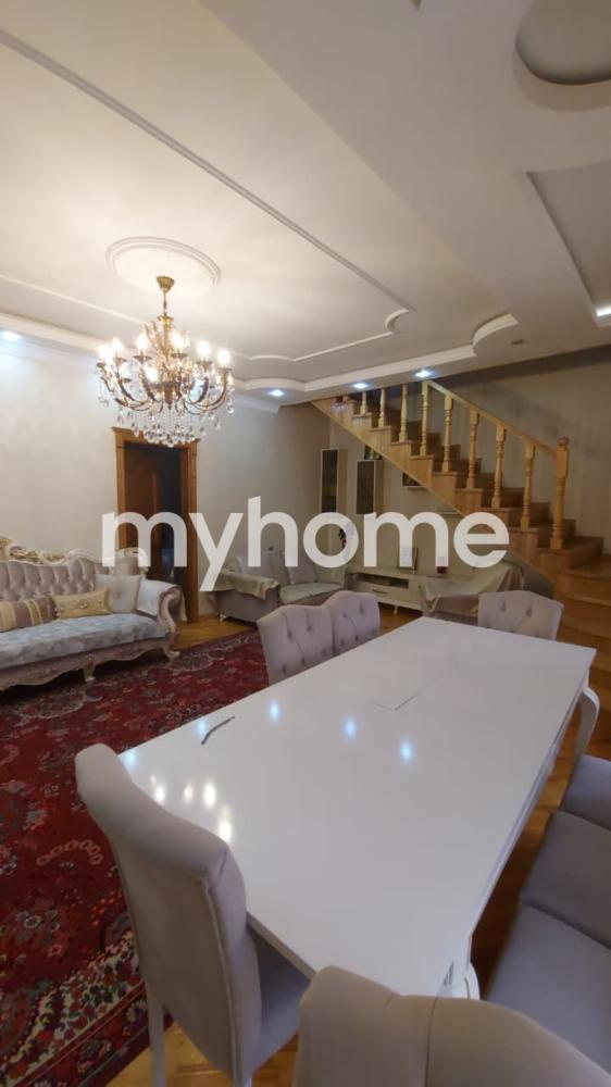 Sabunçu qəsəbəsi 390m² həyət evi satılır