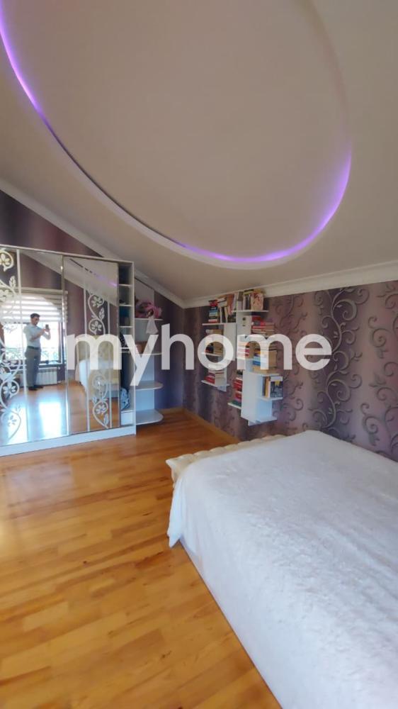 Sabunçu qəsəbəsində 390m² həyət evi satılır Sabunçu qəsəbəsində 390m² həyət evi satılır