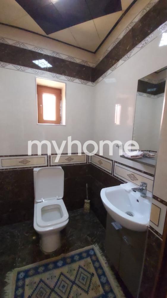 Sabunçu qəsəbəsində 390m² həyət evi satılır Sabunçu qəsəbəsində 390m² həyət evi satılır