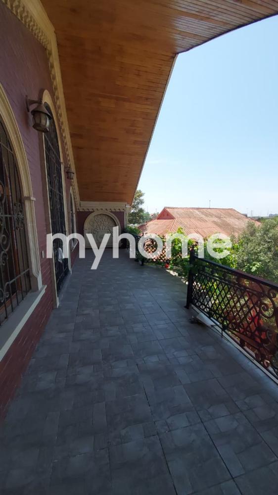 Sabunçu qəsəbəsində 390m² həyət evi satılır Sabunçu qəsəbəsində 390m² həyət evi satılır
