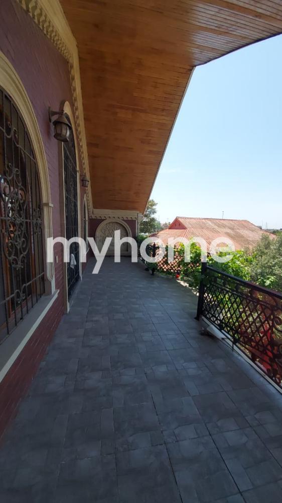 Sabunçu qəsəbəsində 390m² həyət evi satılır Sabunçu qəsəbəsində 390m² həyət evi satılır