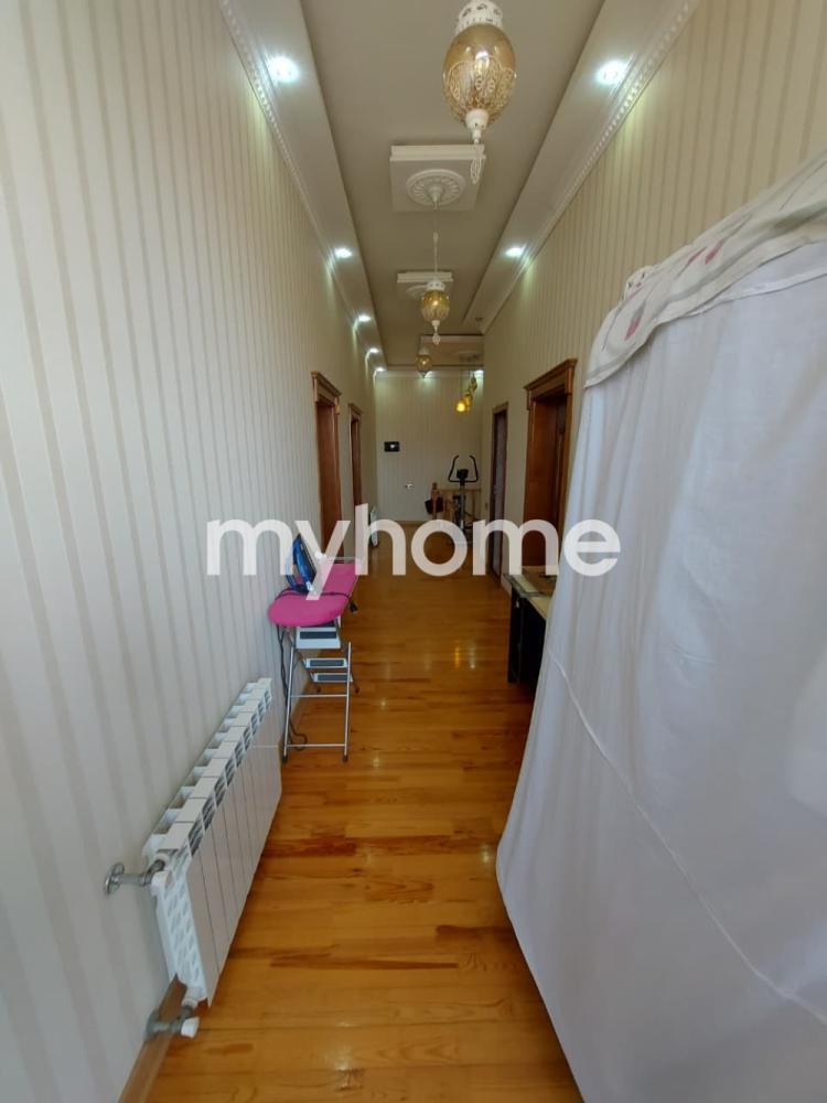 Sabunçu qəsəbəsində 390m² həyət evi satılır Sabunçu qəsəbəsində 390m² həyət evi satılır