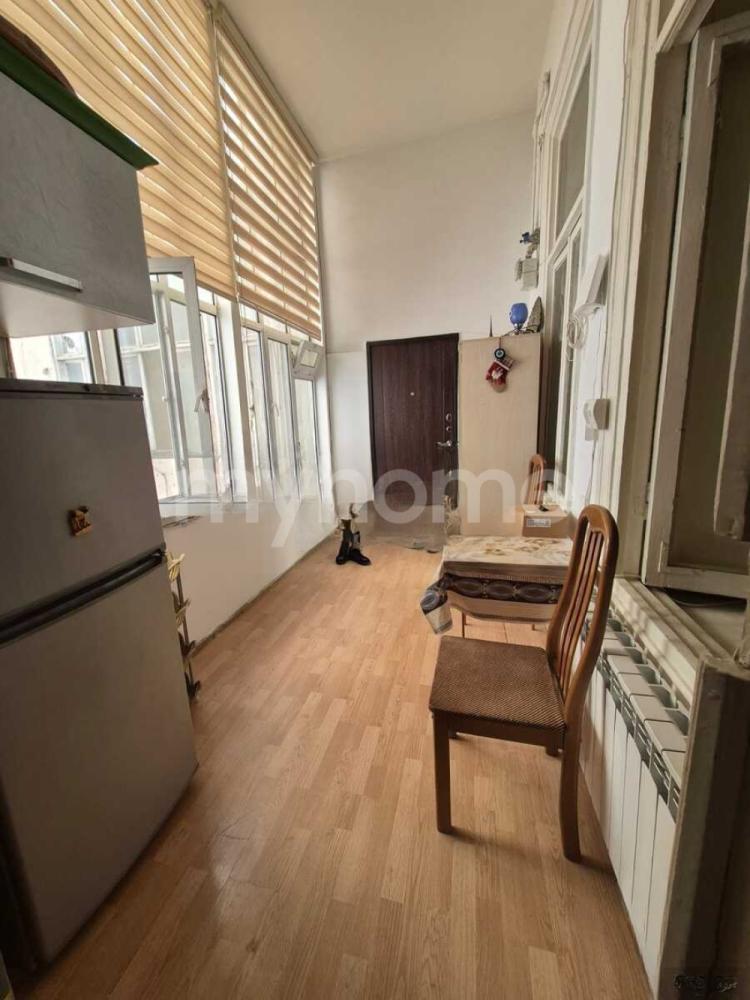 Bakı şəhəri 65m² mənzil kirayə verilir