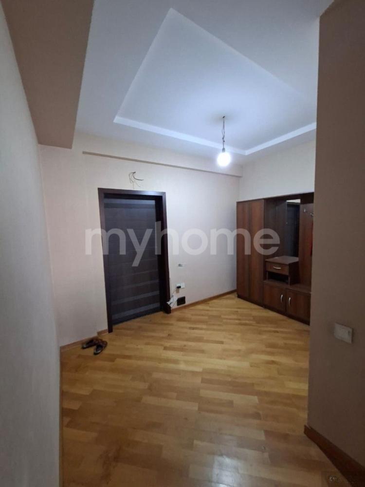 Yeni Yasamal qəsəbəsi 100m² mənzil kirayə verilir