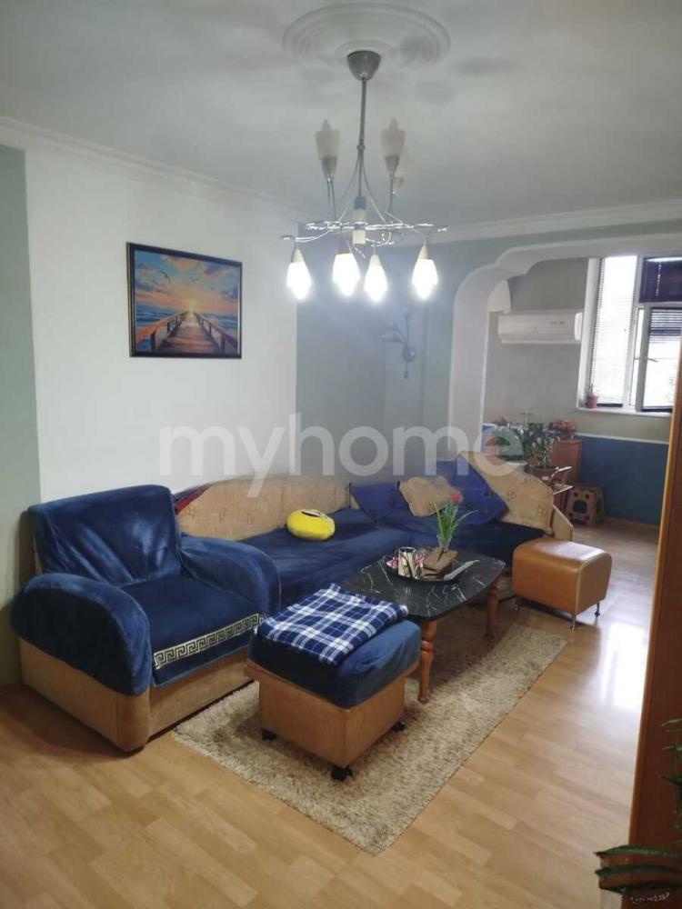 Bakı şəhəri 65m² mənzil satılır