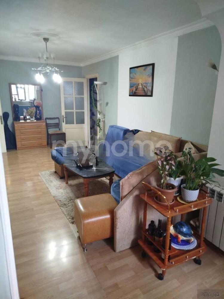Bakı şəhəri 65m² mənzil satılır