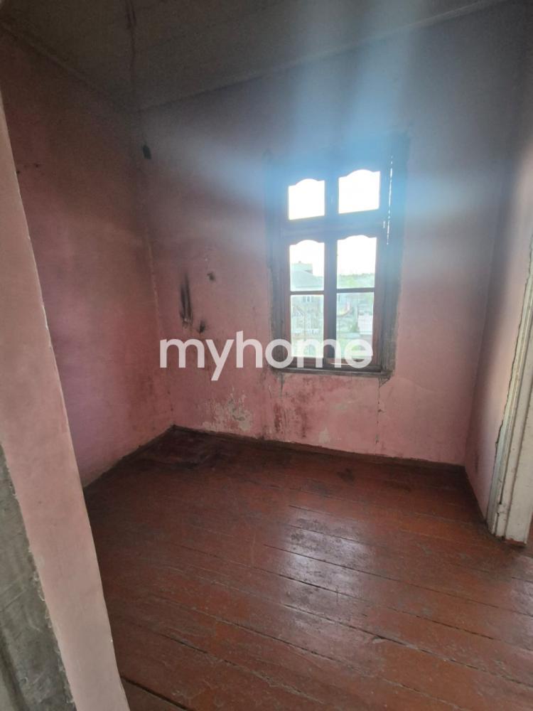 Əmircan qəsəbəsində 88m² mənzil satılır Əmircan qəsəbəsində 88m² mənzil satılır