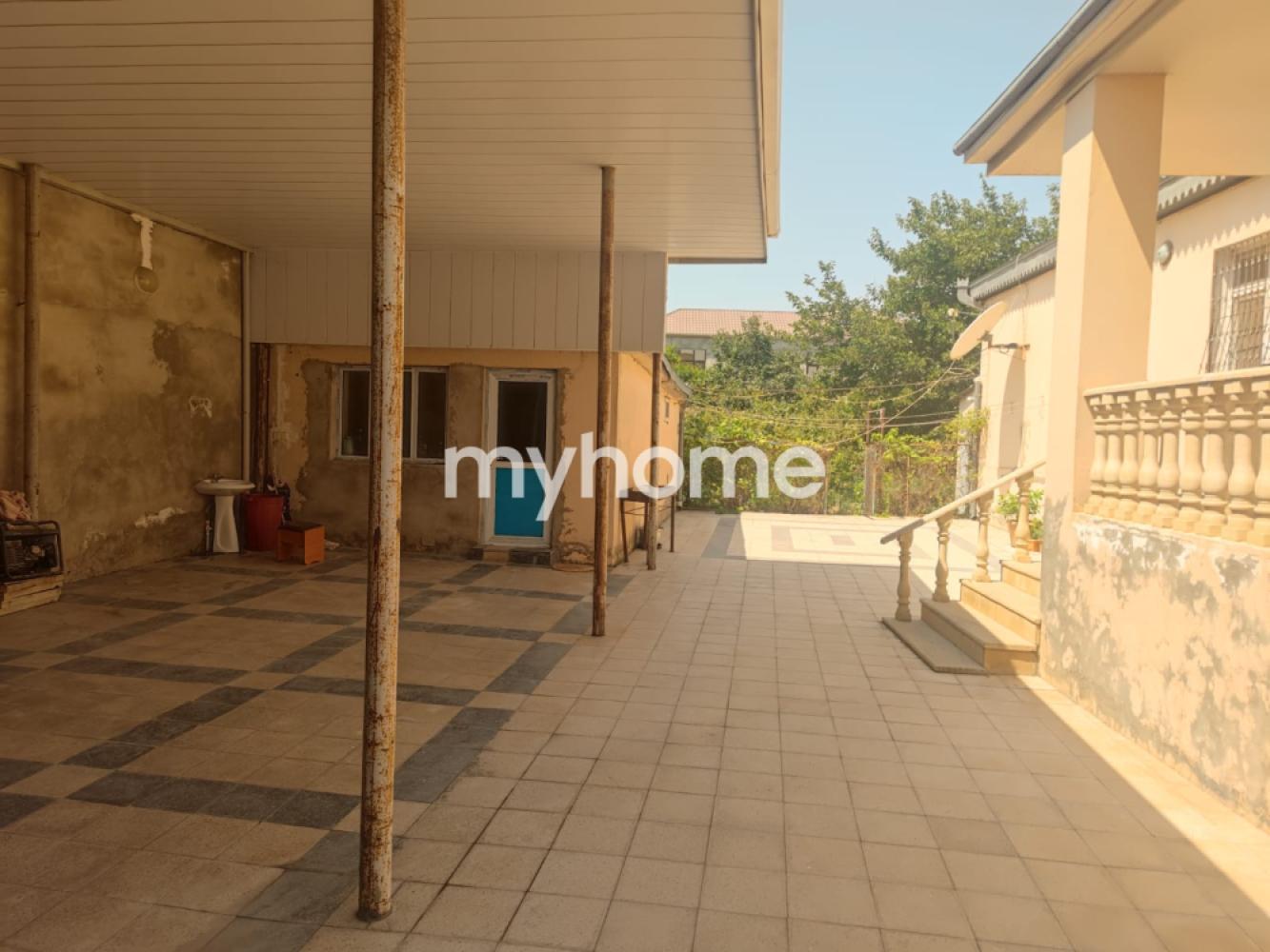 Yeni Corat qəsəbəsində 200m² həyət evi satılır Yeni Corat qəsəbəsində 200m² həyət evi satılır