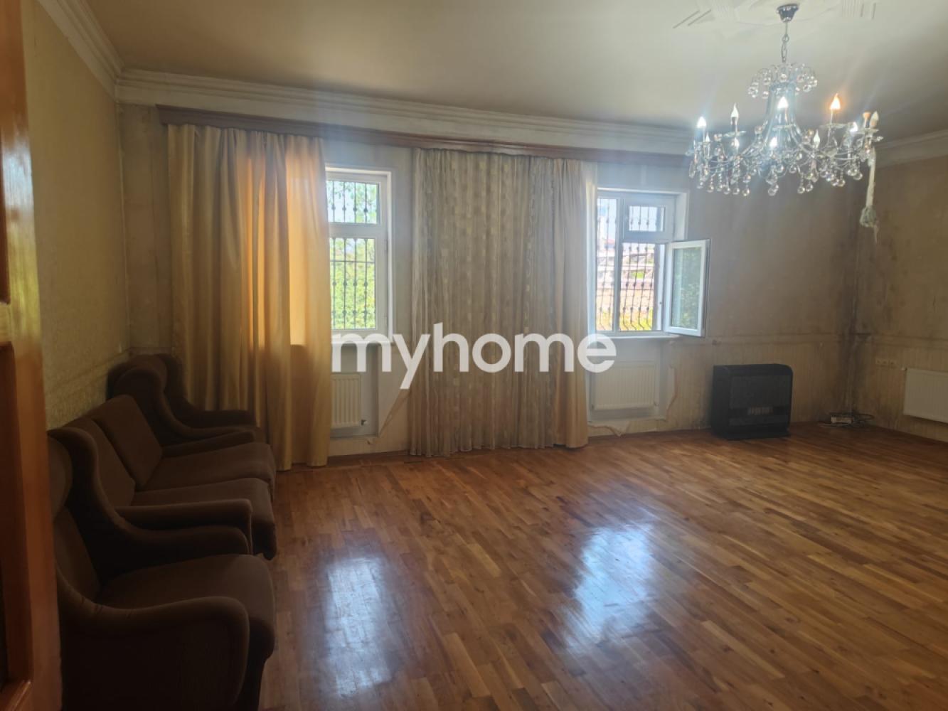 Yeni Corat qəsəbəsi 200m² həyət evi satılır
