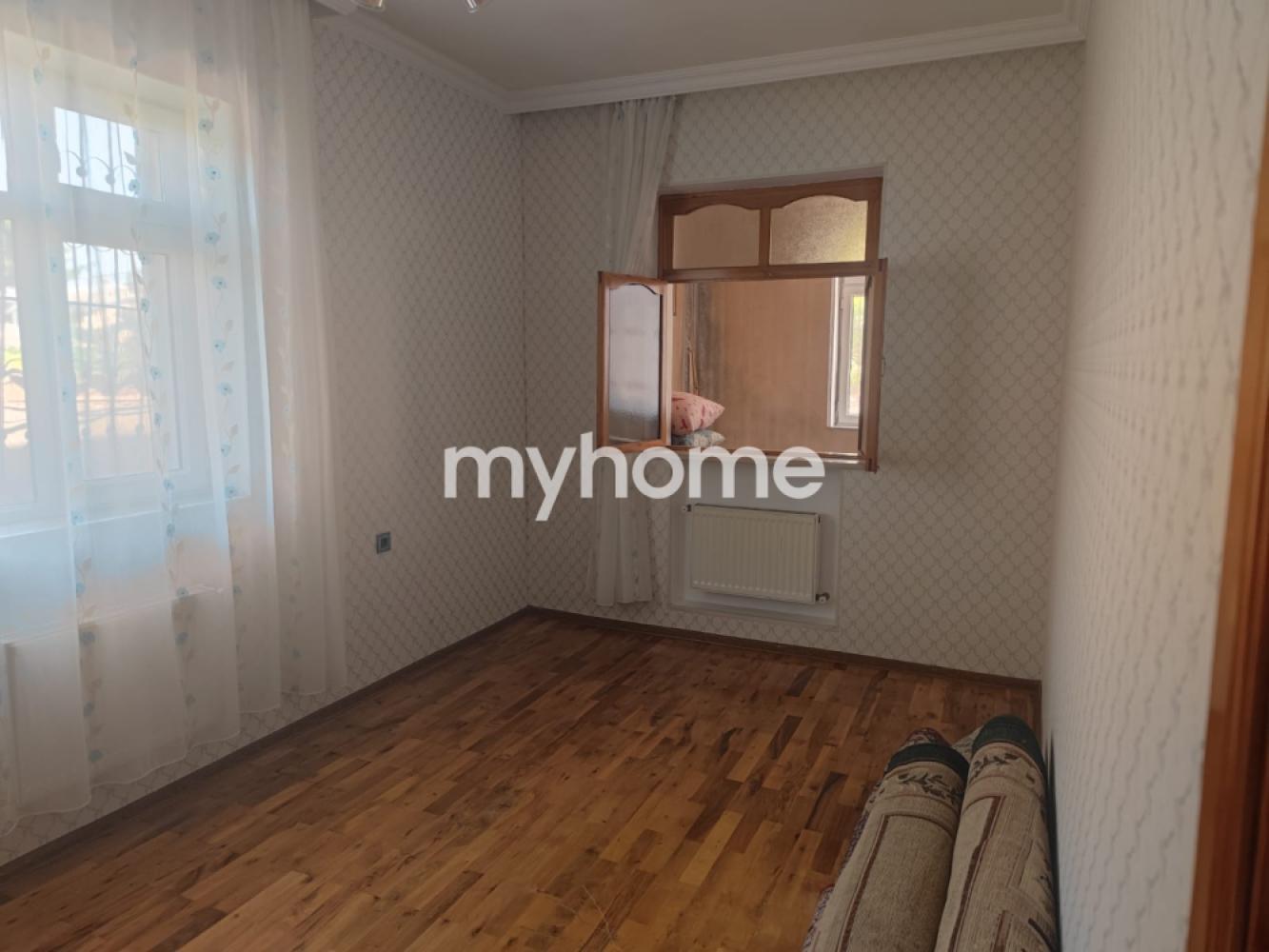 Yeni Corat qəsəbəsində 200m² həyət evi satılır Yeni Corat qəsəbəsində 200m² həyət evi satılır