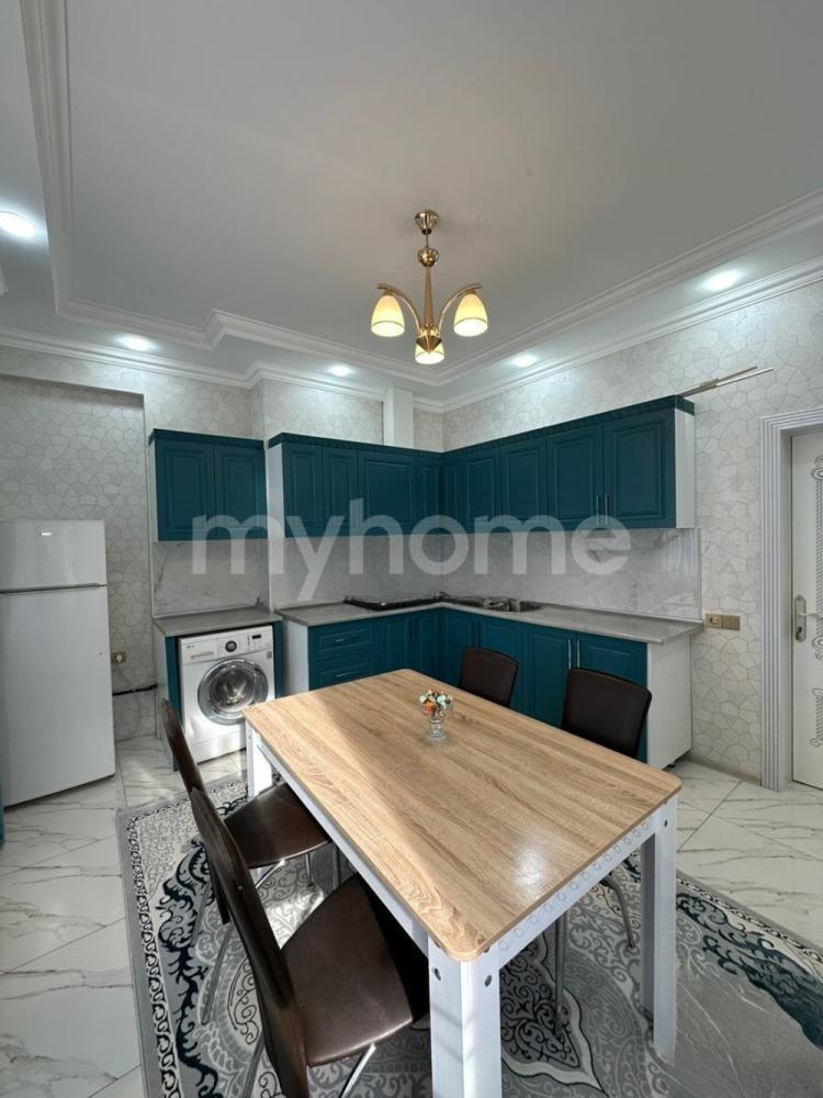 Gəncə şəhəri 105m² mənzil satılır