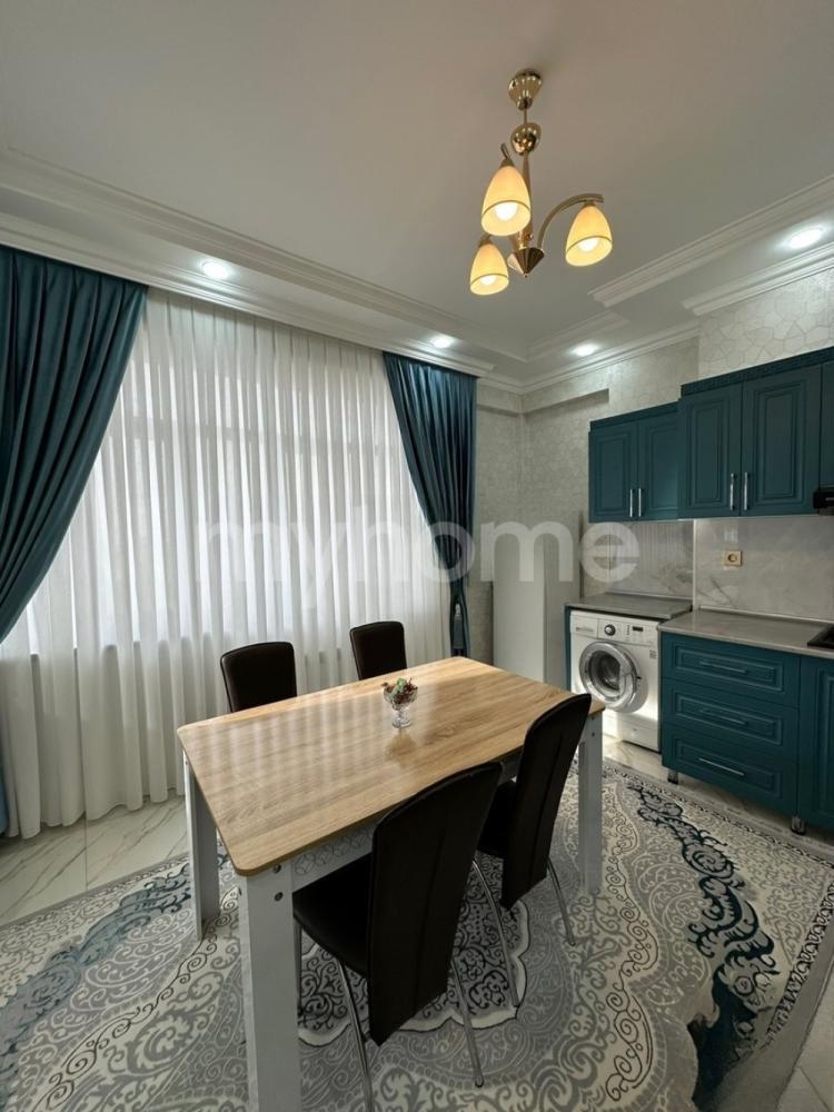 Gəncə şəhəri 105m² mənzil satılır