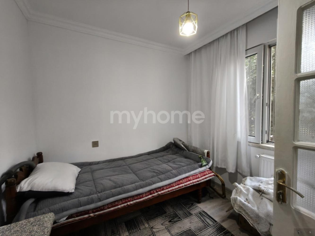 Badamdar qəsəbəsi 45m² mənzil satılır