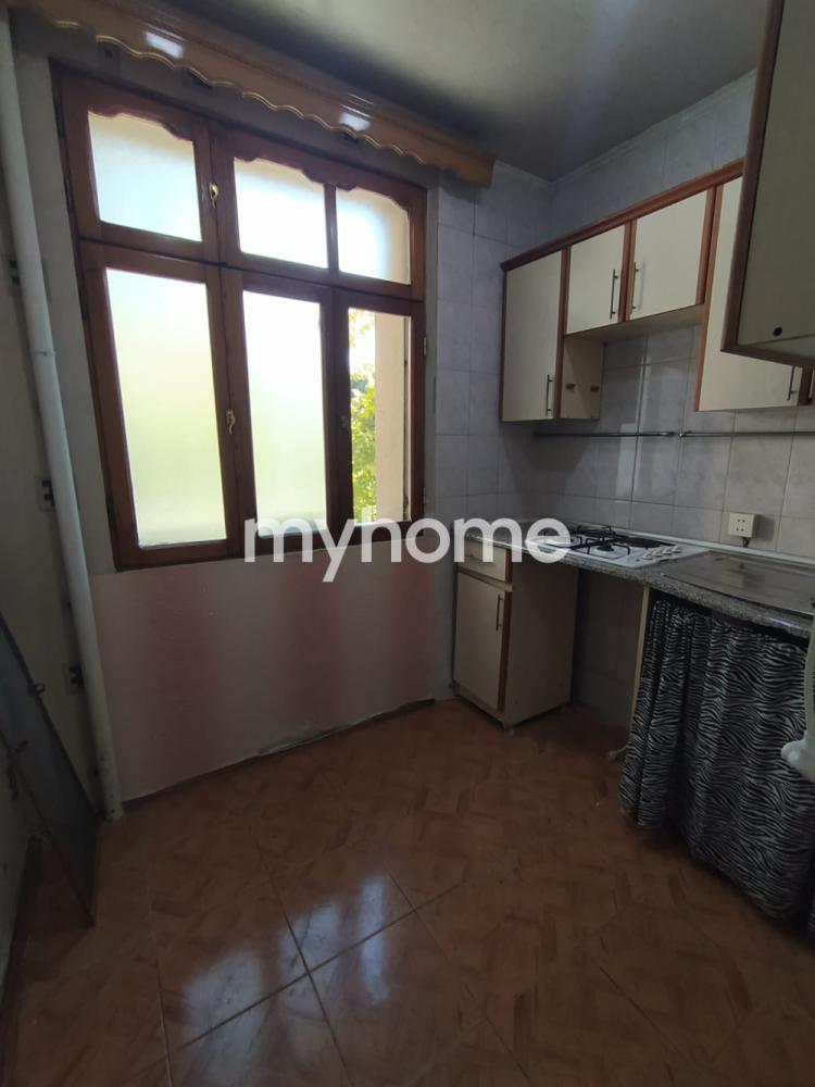 Bakıxanov qəsəbəsində 56m² mənzil satılır Bakıxanov qəsəbəsində 56m² mənzil satılır