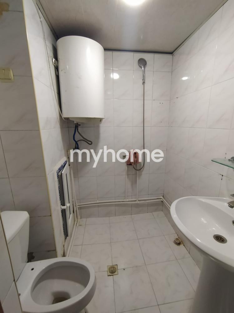 Bakıxanov qəsəbəsində 56m² mənzil satılır Bakıxanov qəsəbəsində 56m² mənzil satılır