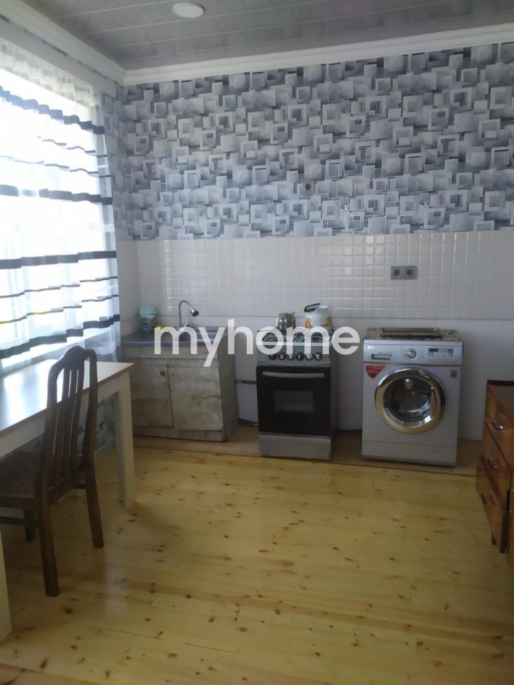 Buzovna qəsəbəsində 200m² həyət evi satılır Buzovna qəsəbəsində 200m² həyət evi satılır