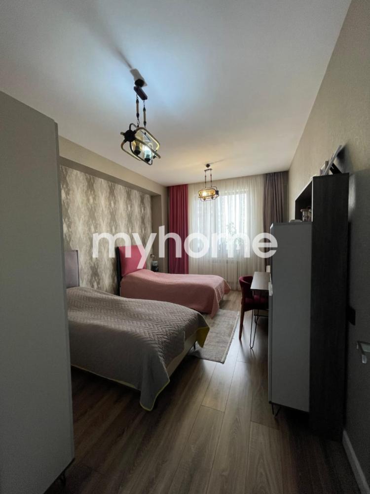 Yeni Günəşli qəsəbəsində 131m² mənzil satılır Yeni Günəşli qəsəbəsində 131m² mənzil satılır