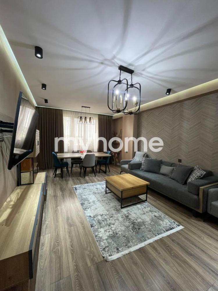 Yeni Günəşli qəsəbəsi 131m² mənzil satılır