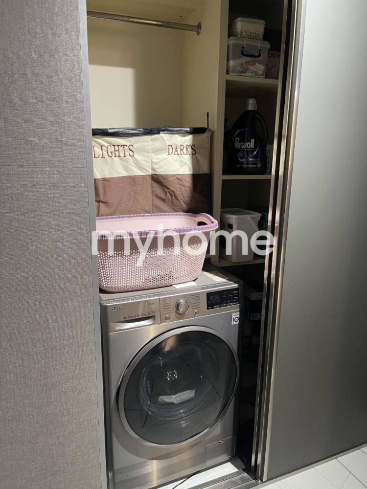 Yeni Günəşli qəsəbəsində 131m² mənzil satılır Yeni Günəşli qəsəbəsində 131m² mənzil satılır