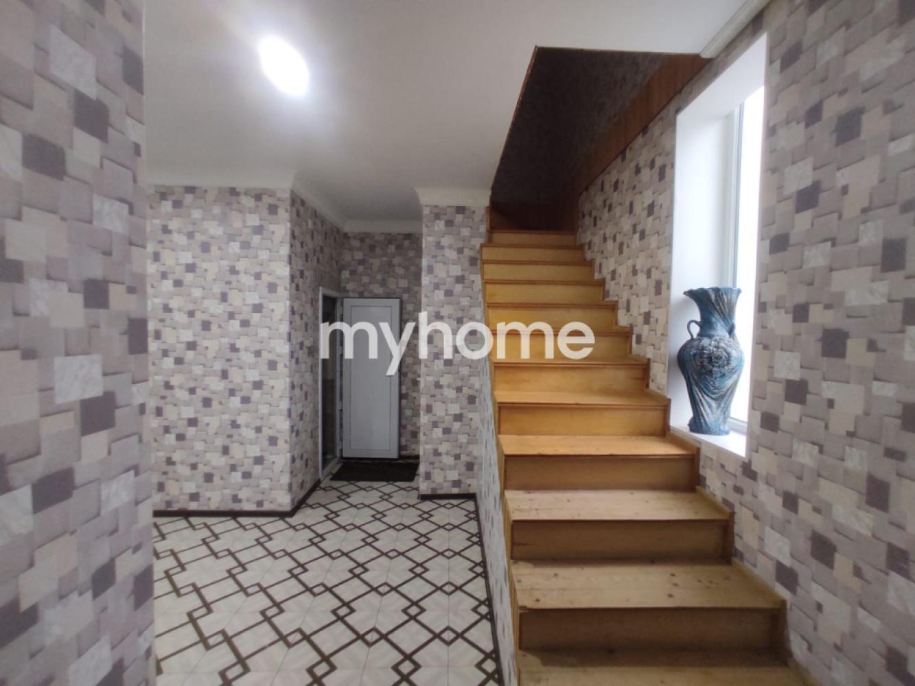 Buzovna qəsəbəsində 165m² həyət evi satılır Buzovna qəsəbəsində 165m² həyət evi satılır