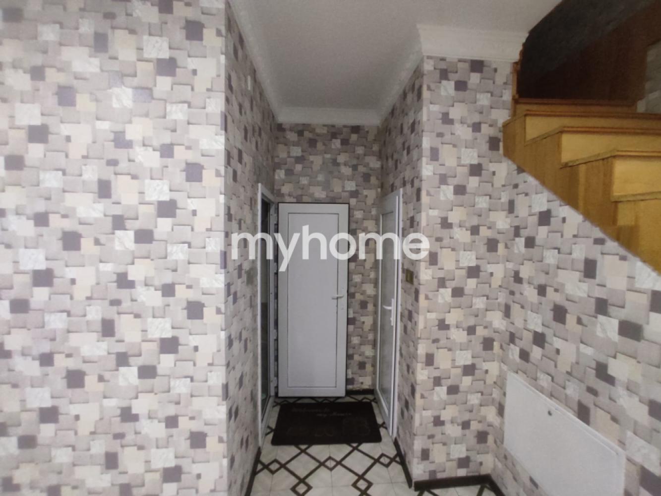 Buzovna qəsəbəsində 165m² həyət evi satılır Buzovna qəsəbəsində 165m² həyət evi satılır