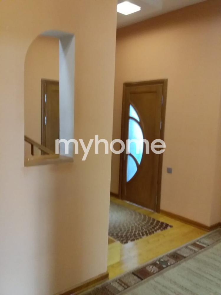 Mehdiabad qəsəbəsində 270m² həyət evi satılır Mehdiabad qəsəbəsində 270m² həyət evi satılır