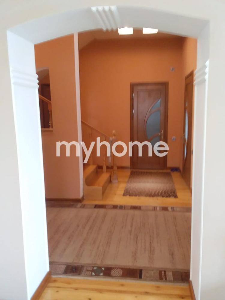 Mehdiabad qəsəbəsində 270m² həyət evi satılır Mehdiabad qəsəbəsində 270m² həyət evi satılır