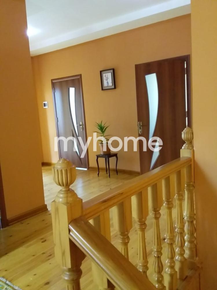 Mehdiabad qəsəbəsində 270m² həyət evi satılır Mehdiabad qəsəbəsində 270m² həyət evi satılır