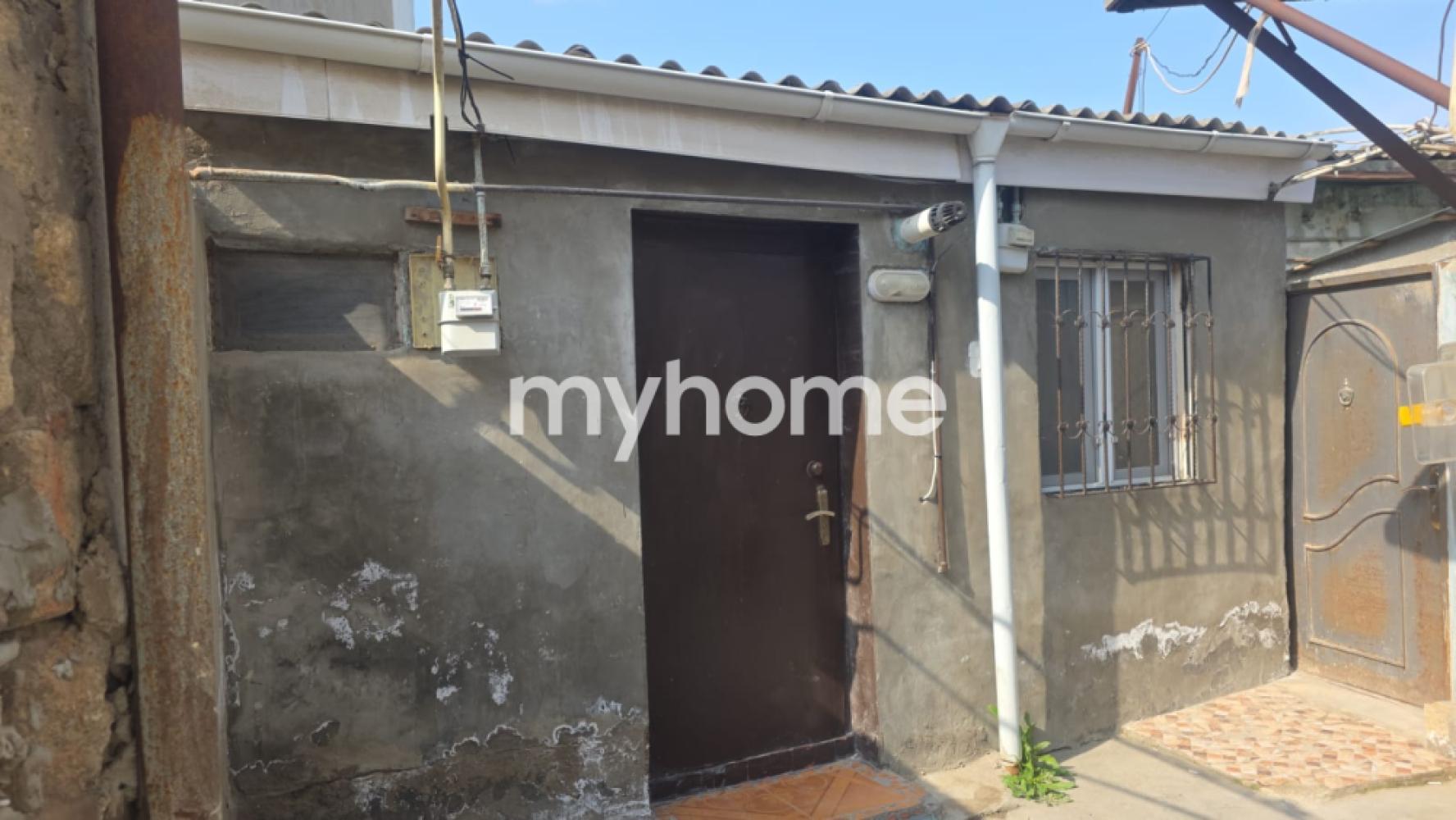 Ramana qəsəbəsində 100m² həyət evi satılır Ramana qəsəbəsində 100m² həyət evi satılır