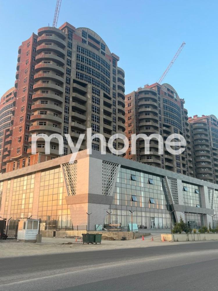 Lökbatan qəsəbəsi 101m² mənzil satılır