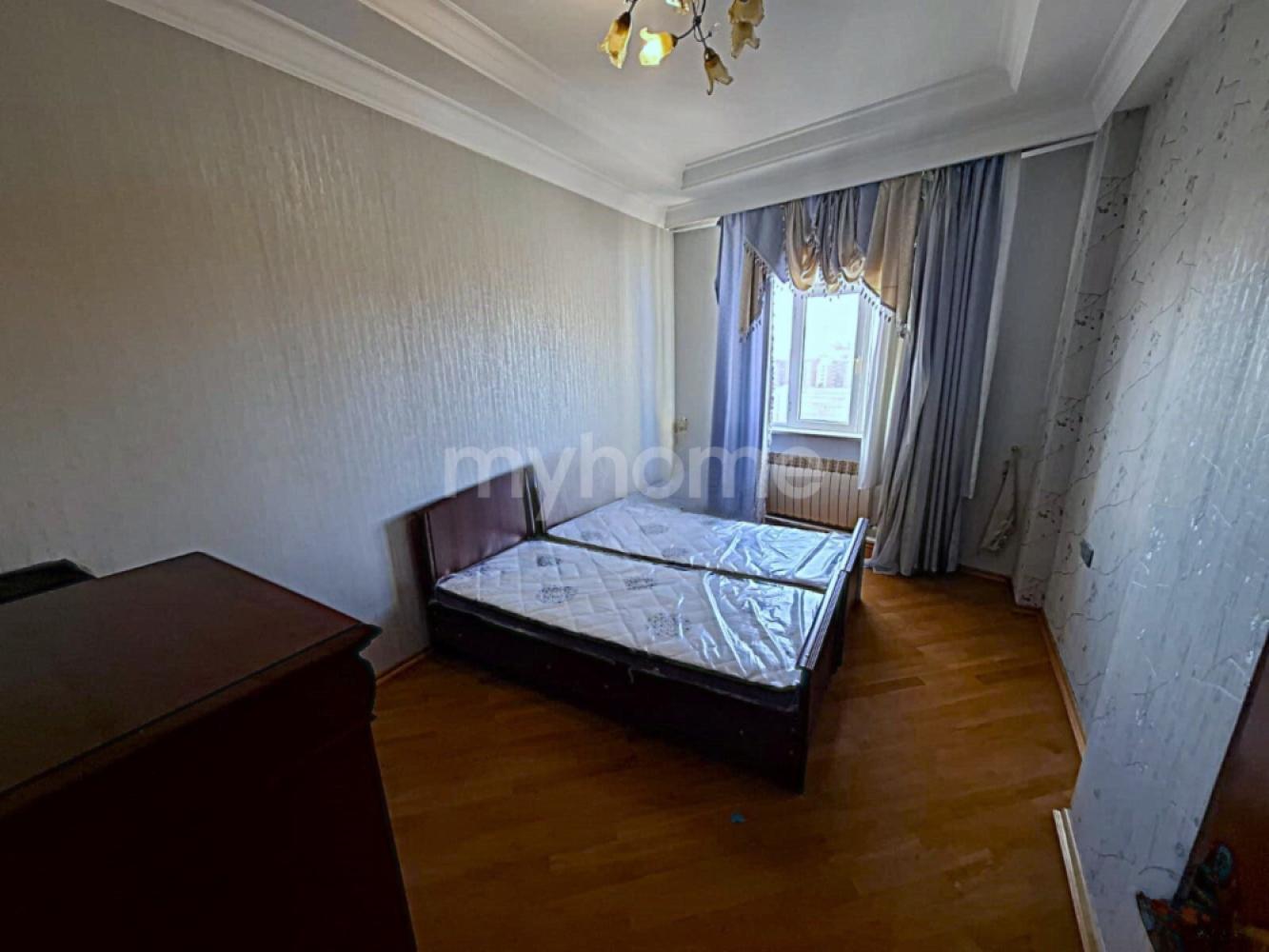 Bakı şəhəri 150m² mənzil satılır