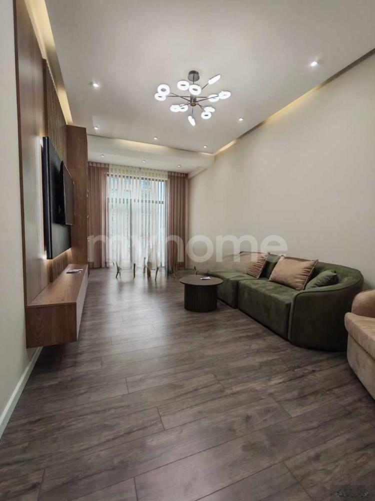 28 May qəsəbəsi 72m² mənzil kirayə verilir