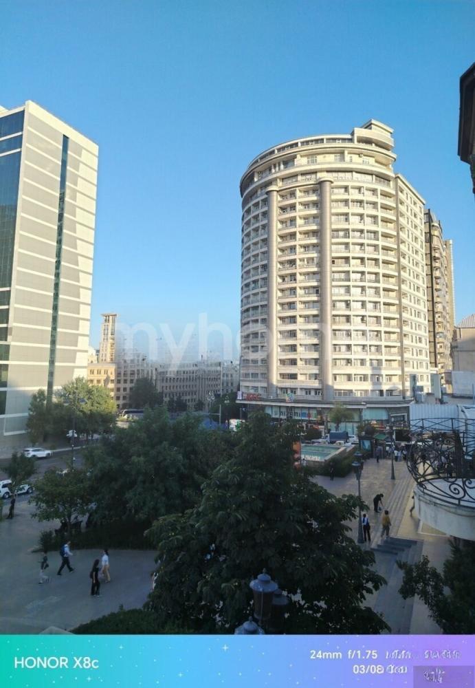 Bakı şəhəri ofis kirayə verilir