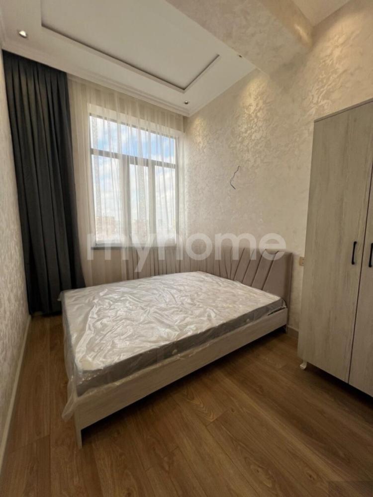 Bakı şəhəri 90m² mənzil kirayə verilir