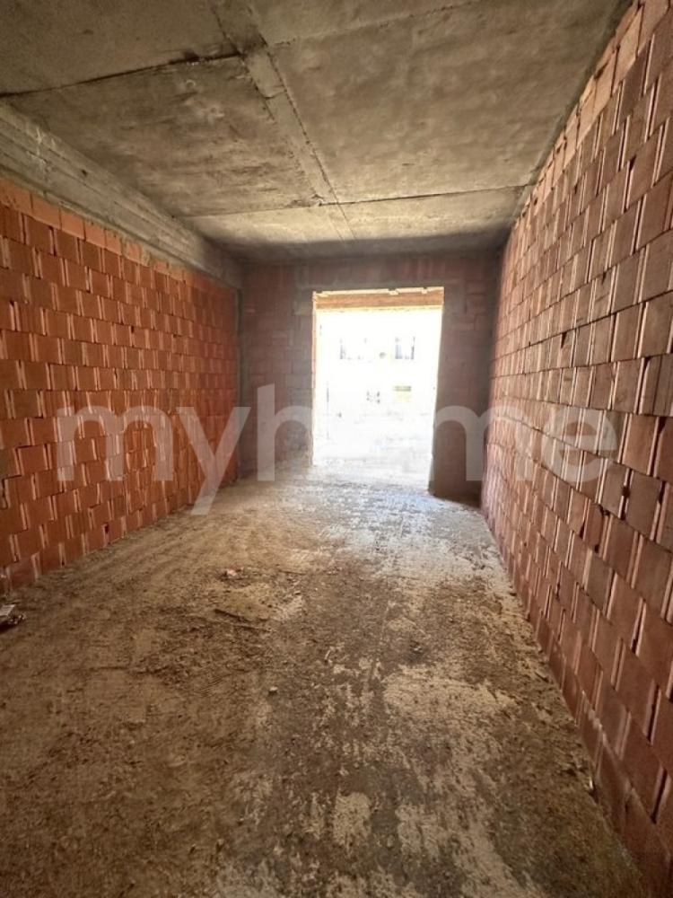Masazır qəsəbəsi 83m² mənzil satılır