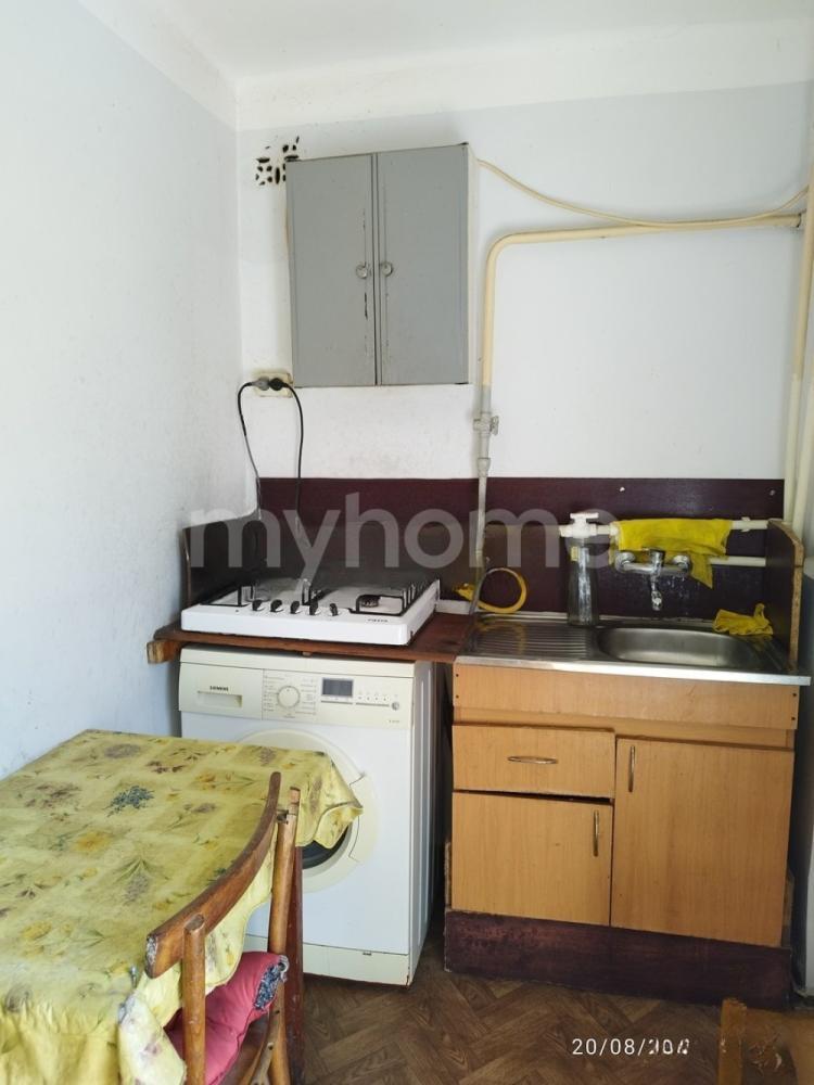 Yasamal qəsəbəsi 25m² mənzil kirayə verilir