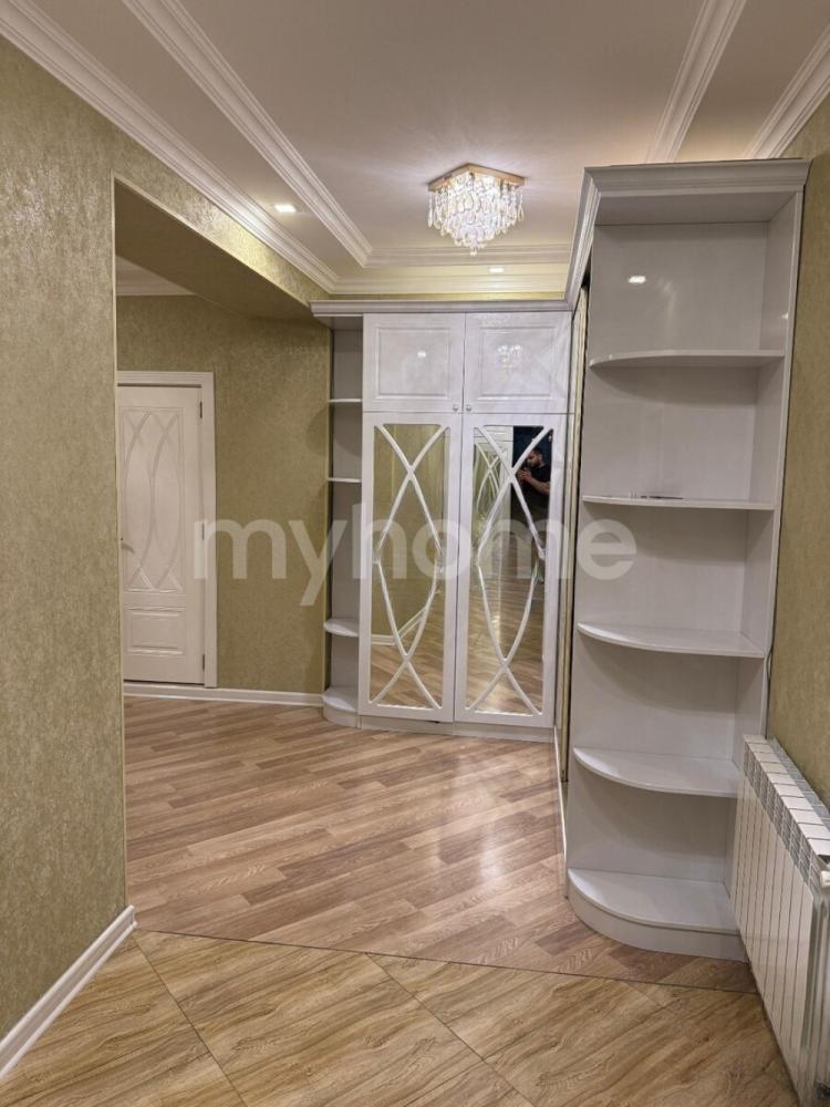 Xırdalan şəhəri 141m² mənzil satılır