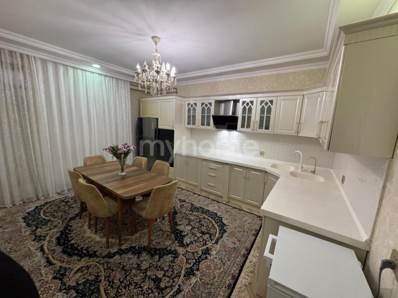Xırdalan şəhəri 141m² mənzil satılır