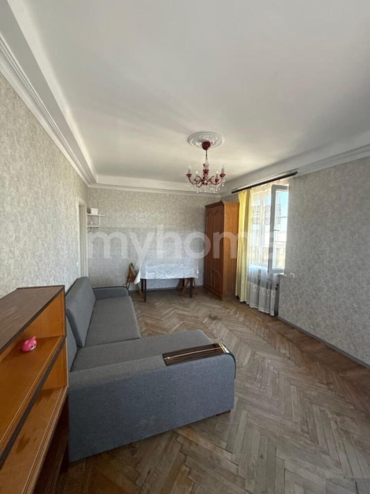Bakıxanov qəsəbəsi 50m² mənzil kirayə verilir