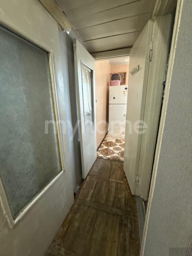 Bakıxanov qəsəbəsi 50m² mənzil kirayə verilir