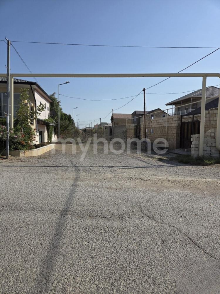 Qaradağ qəsəbəsi torpaq satılır