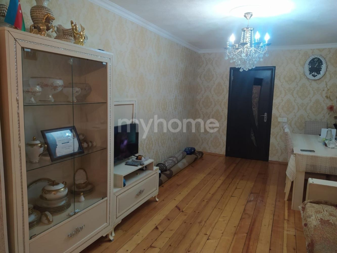 Biləcəri qəsəbəsi 56m² mənzil satılır