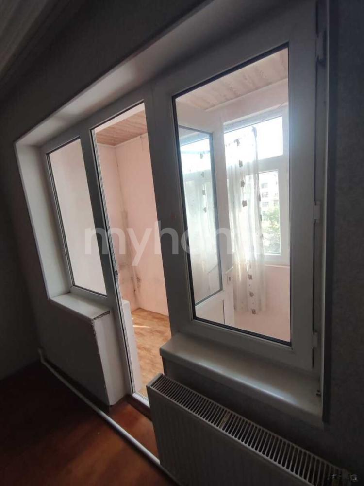 5-ci mikrorayon qəsəbəsi 70m² mənzil kirayə verilir
