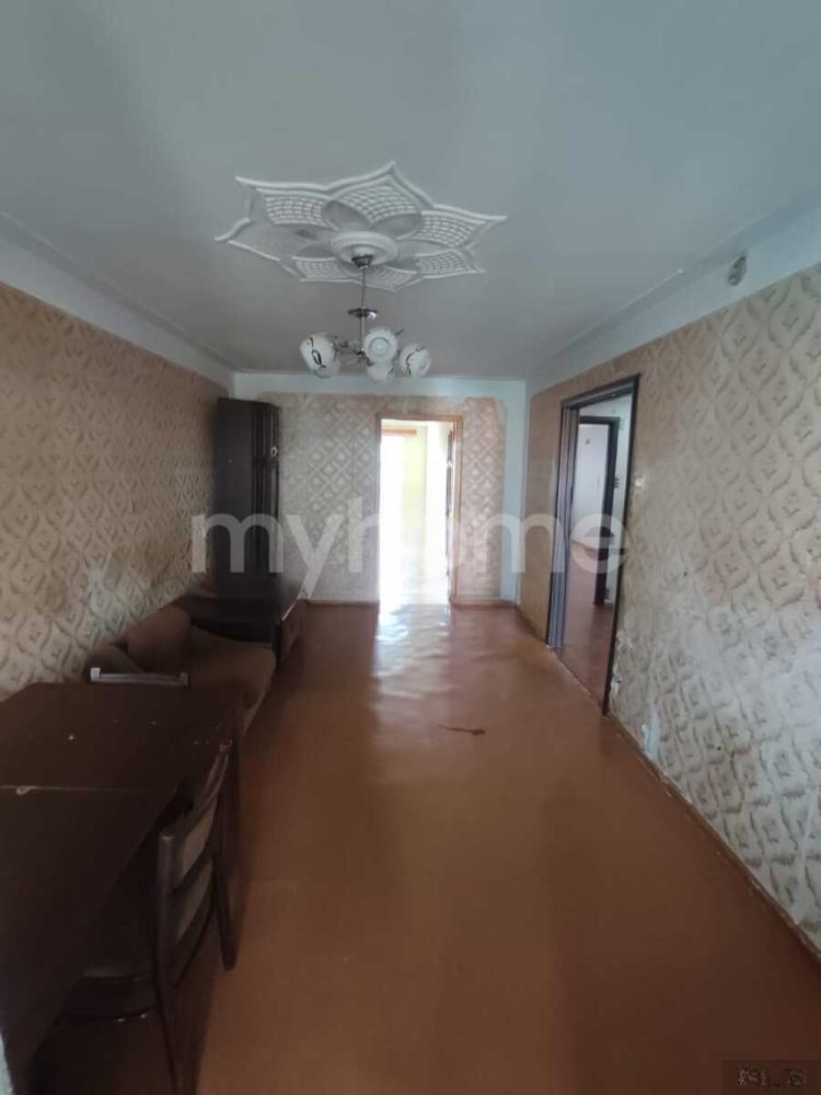 5-ci mikrorayon qəsəbəsi 70m² mənzil kirayə verilir