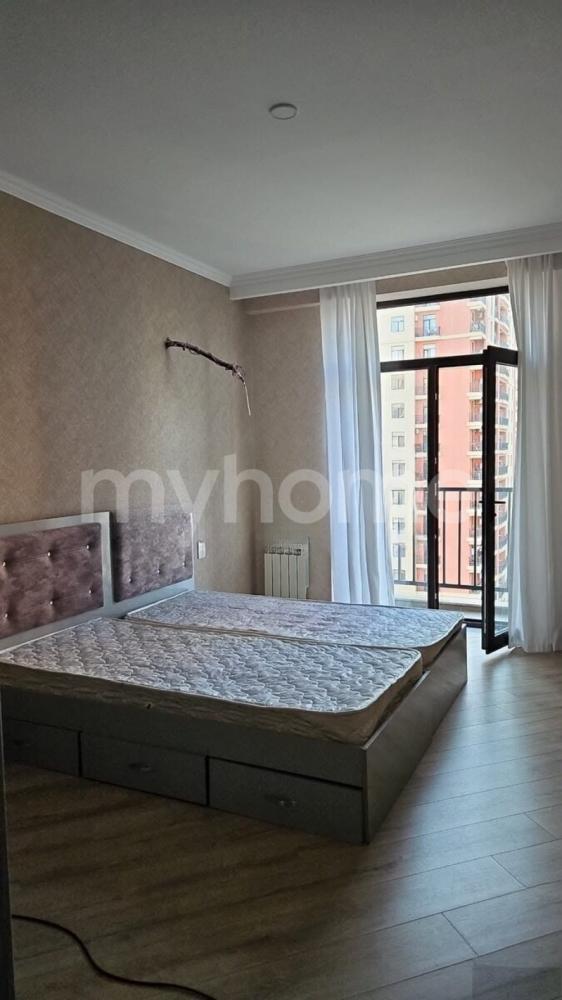 Bakı şəhəri 70m² mənzil kirayə verilir
