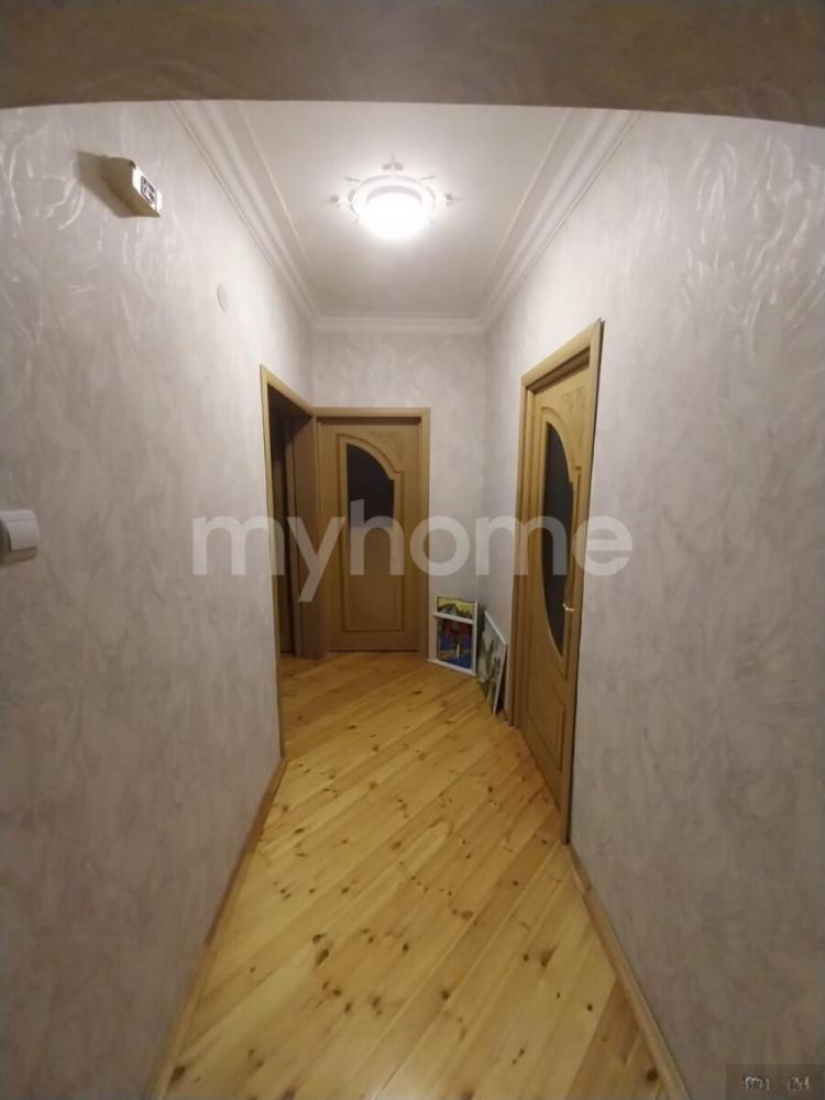 Sumqayıt şəhəri 94m² mənzil satılır