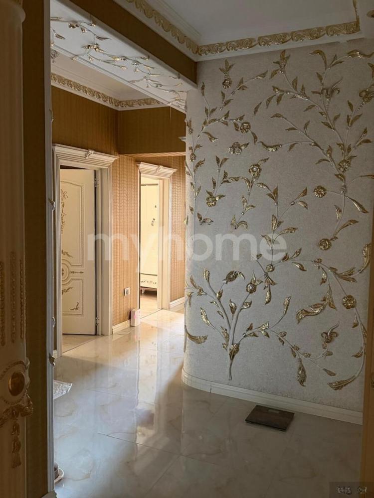 Yeni Yasamal qəsəbəsi 128m² mənzil satılır