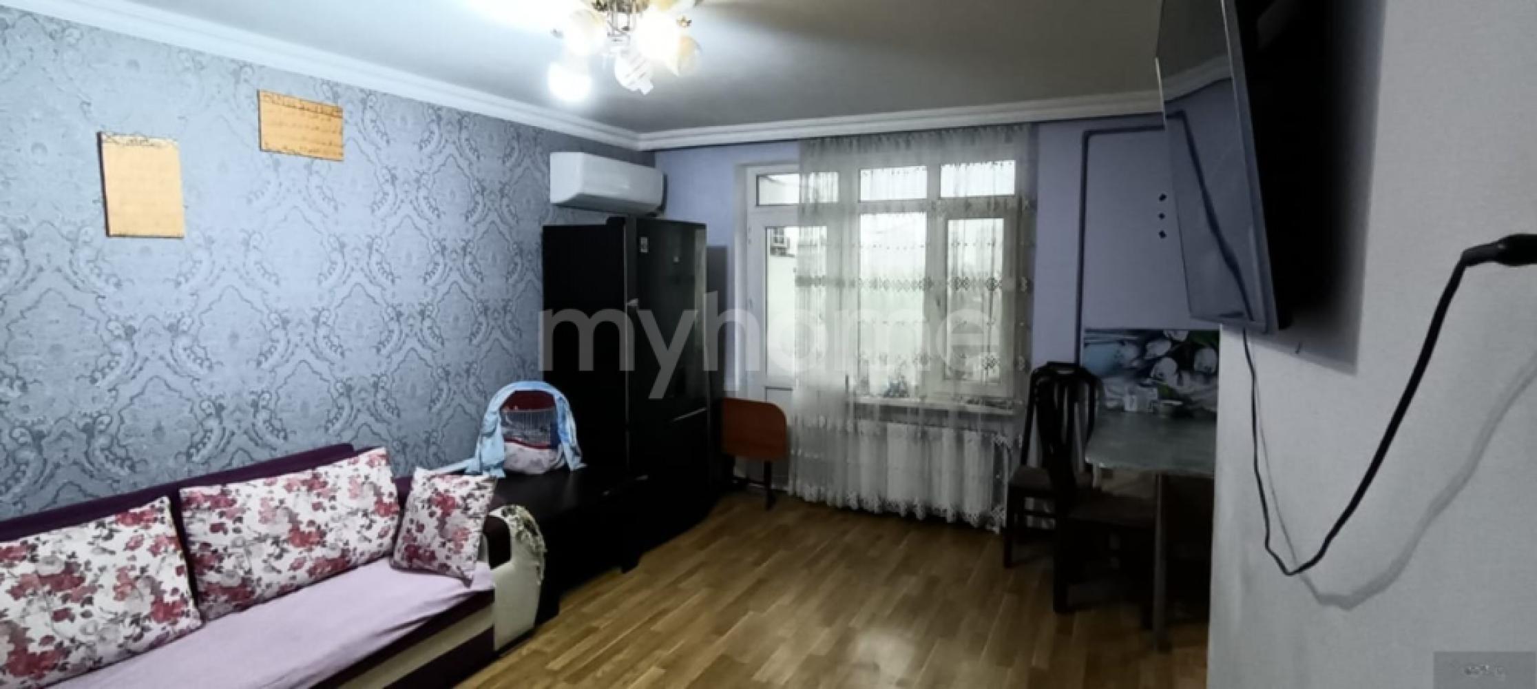 Sumqayıt şəhəri 70m² mənzil satılır