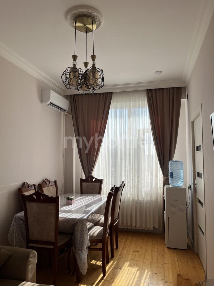 Bakı şəhəri 55m² mənzil satılır